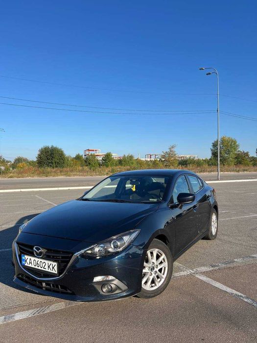 Mazda 3 2016  2.0 бензин