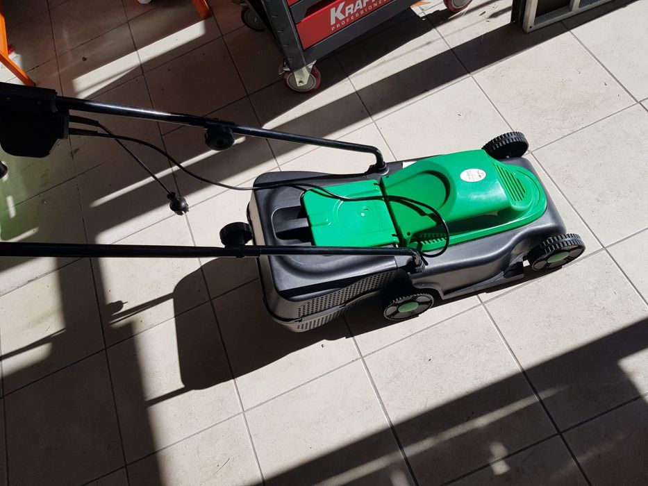 corta relva 1000w marca Hpi Garden