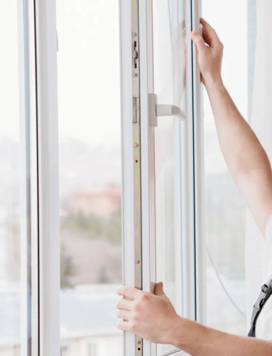 Замена подоконника. Изготовление окон. Ремонт балкона. Установка ролет