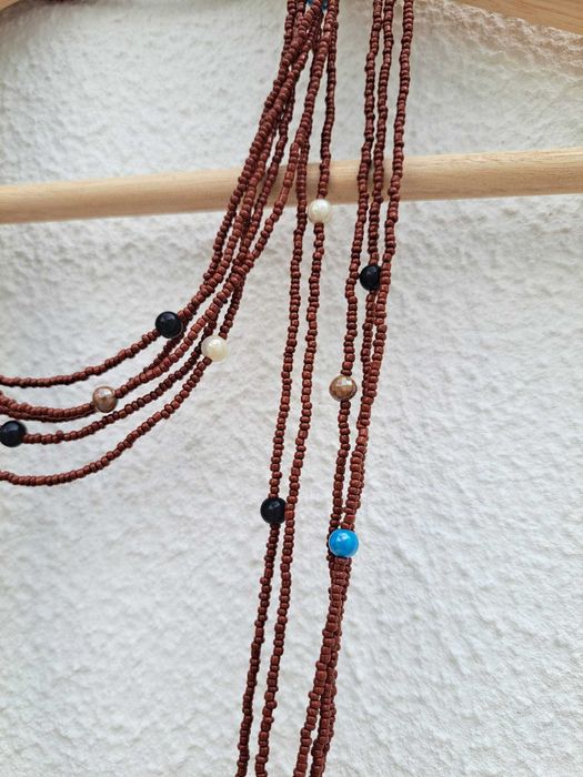 Colares coloridos