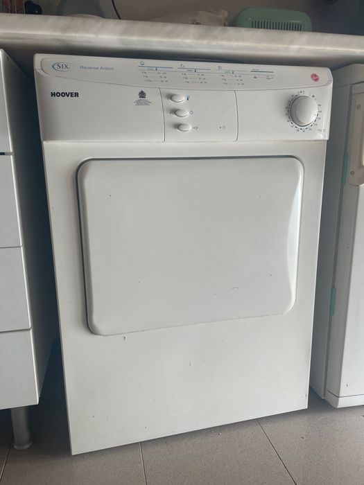 Máquina secar roupa