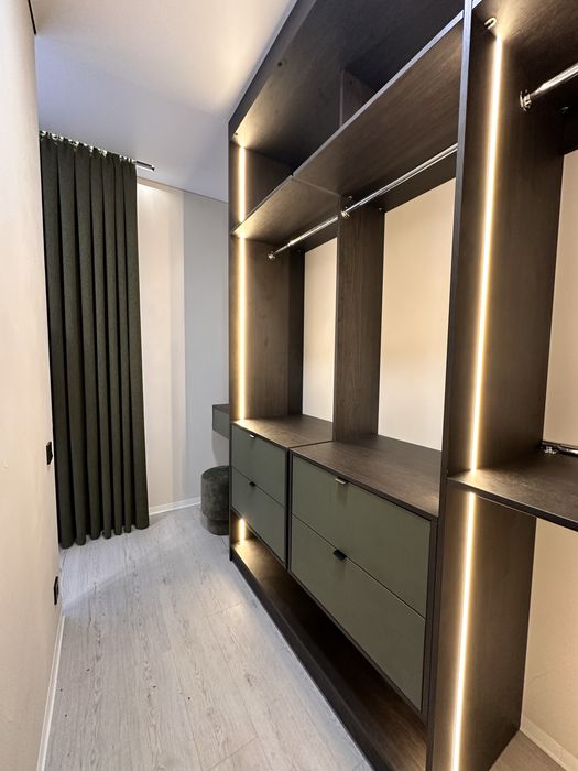 Сучасний ДУПЛЕКС з ремонтом, меблями і технікою в передімісті Києва