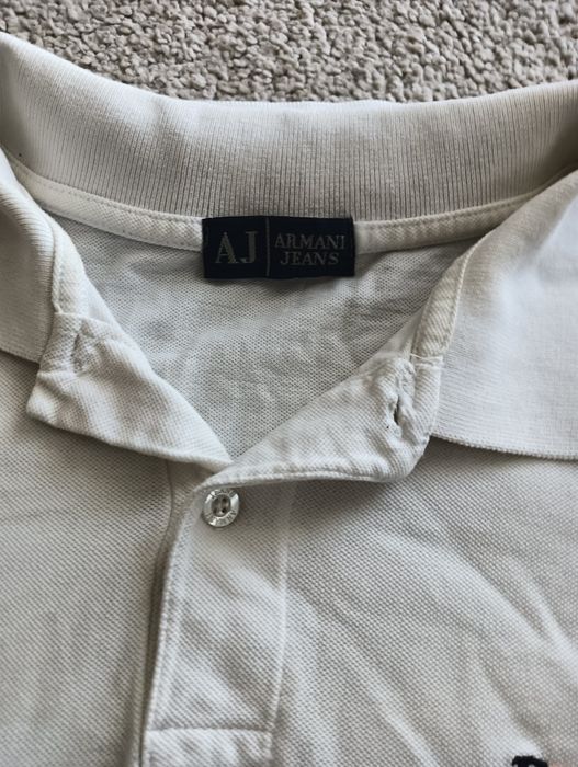 Polo Armani Jeans				usada em bom estado