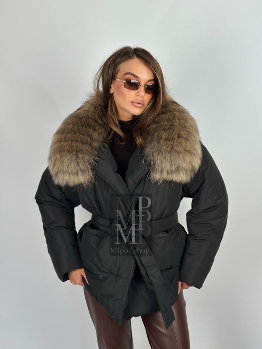 Жіночий чорний пуховик пухан з натуральним хутром єнота, 42-60 розміри