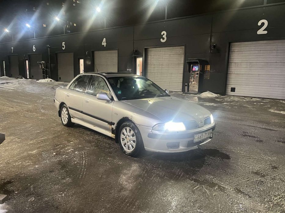 Продам обменяю Mitsubishi Carisma 1,8 gdi на ходу