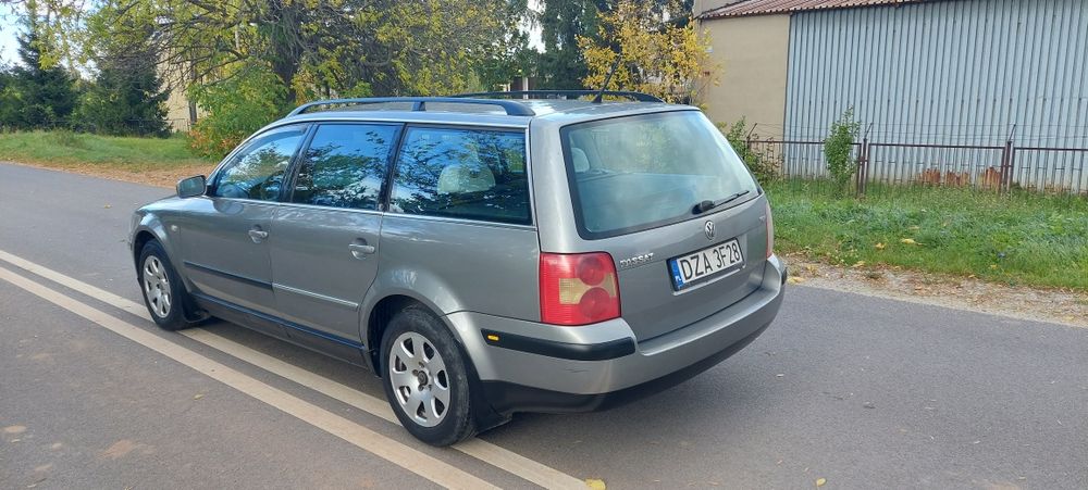 1.9 tdi 101 ps SALON Pl Świebodzice • OLX.pl