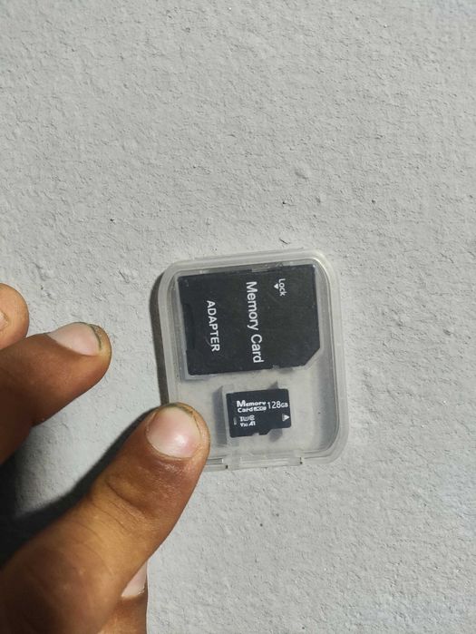 External Hard Drive 276 GB and SD Card 128 GB64354211746305122