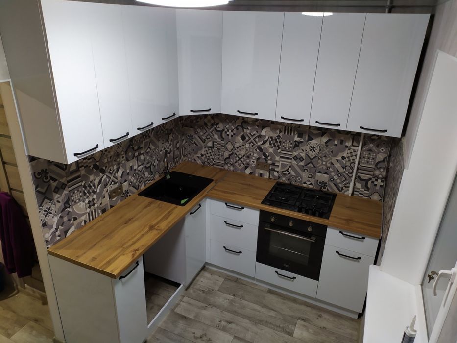 Кухни на заказ,изготовление кухонь по вашим размерам,