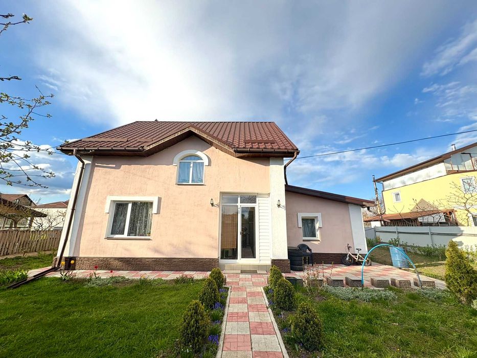 Продаж будинку м.Обухів м-н Дзюбівка