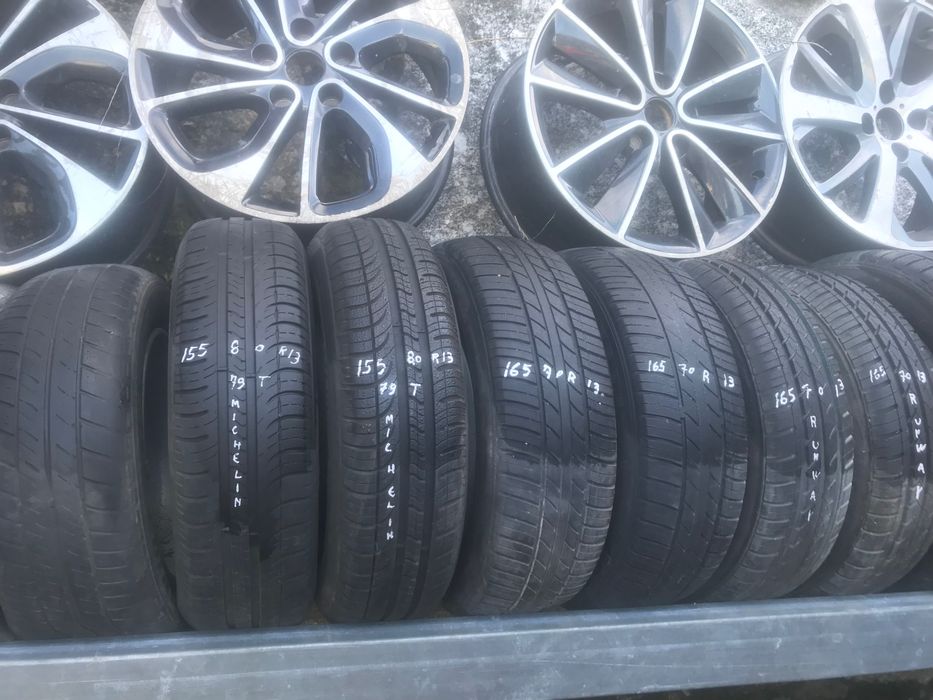 Pneus de diversas marcas