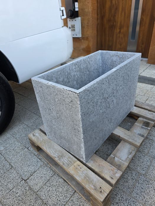 Donica z betonu 60x30x40 cm