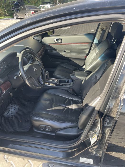 Mitsubishi Galant 9 2012 року