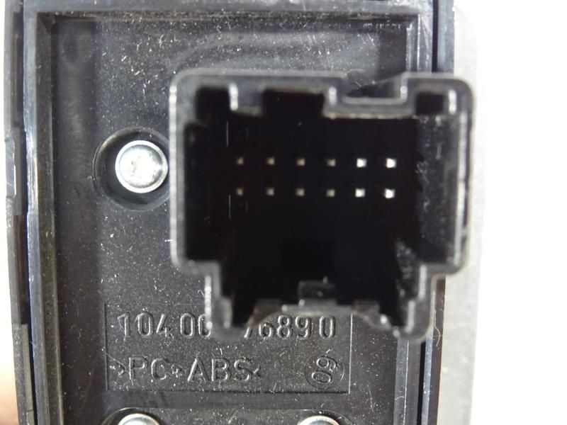 Botão / interruptor electromecânico / relé LAND ROVER Range Rover Evoq