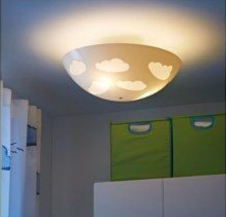 Candeeiro para quarto de criança