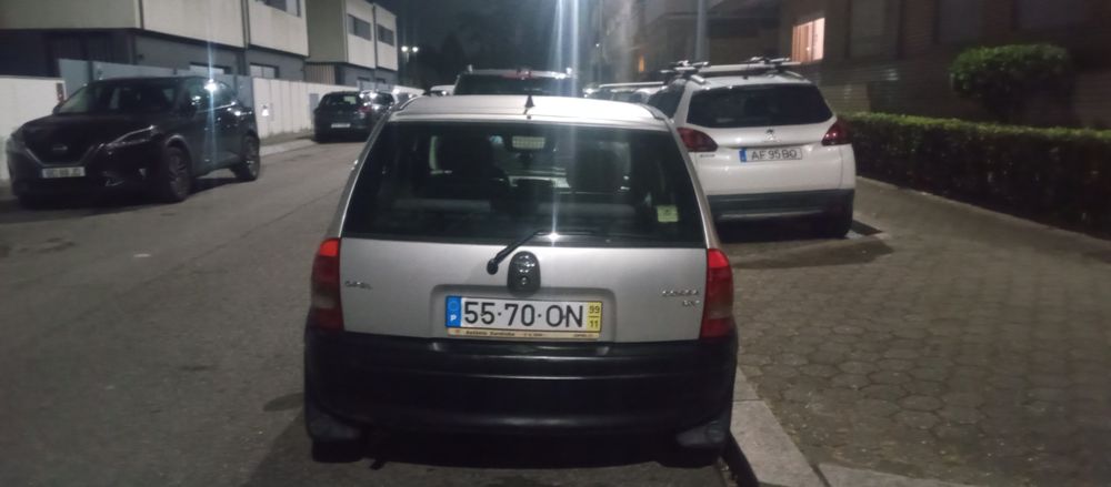 Corsa Opel 1.0  Em excelente estado.