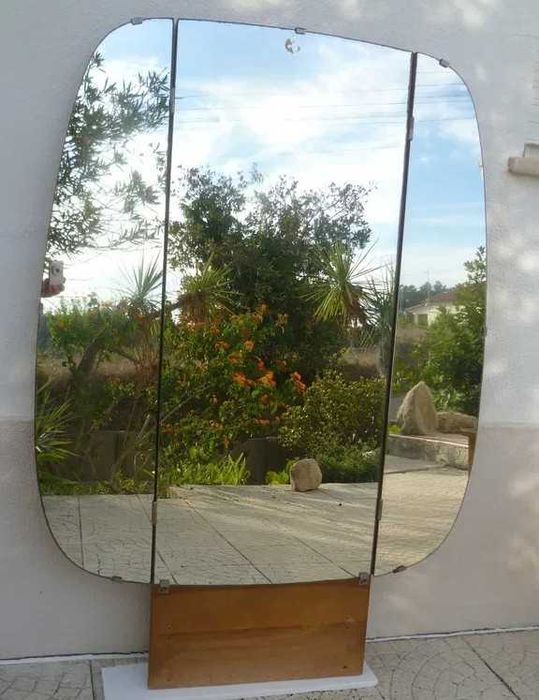 Cómoda em madeira clara vinda da Alemanha VINTAGE dos anos 1960