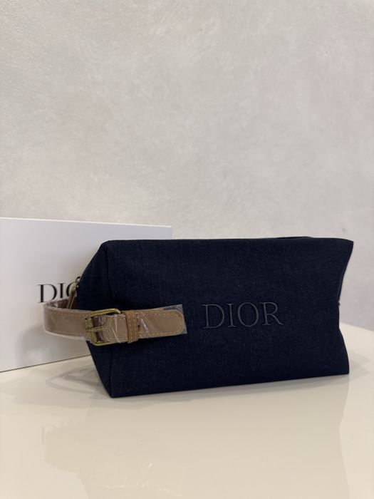 Косметичка. Від люксового бренду