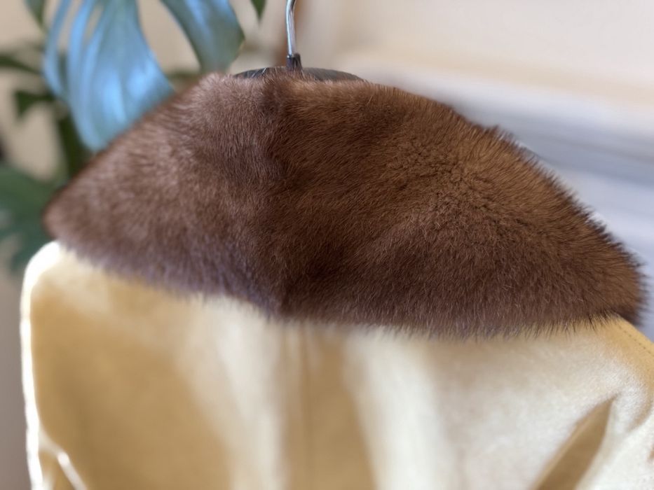 Шарф , комірець з натурального хутра