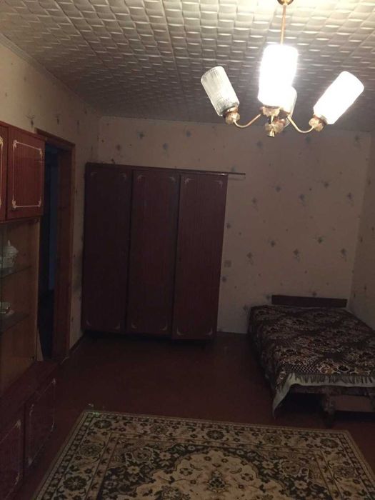 2 кімнатна біля Урожаю