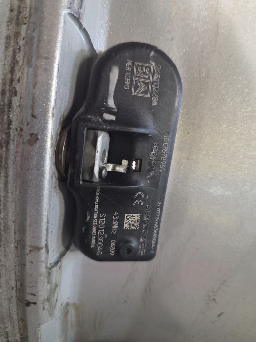 Felgi Aluminiowe 5x108 7Jx17 ET32 Citroen C4 C5 Peugeot 308