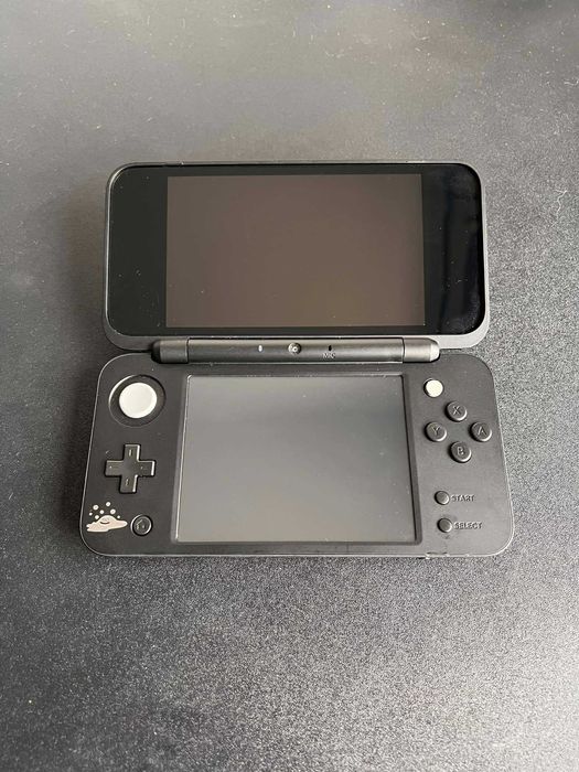 New Nintendo 2DS XL Dragon Quest Edition com 100+ Jogos