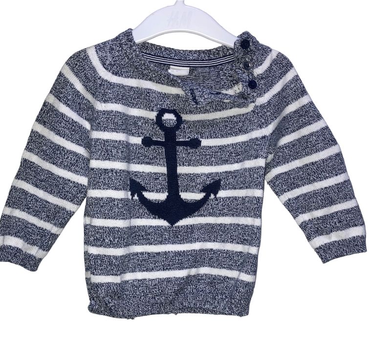 Szaro biały sweterek z H&M z kotwicą dla chłopca 74 cm