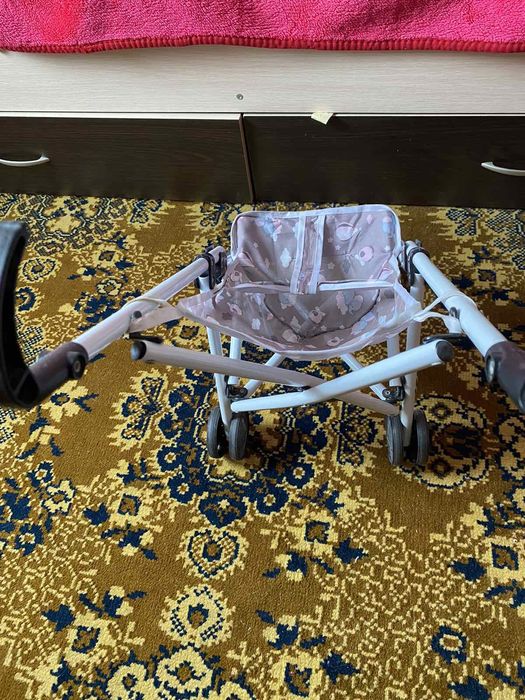 Дитяча коляска для ляльок