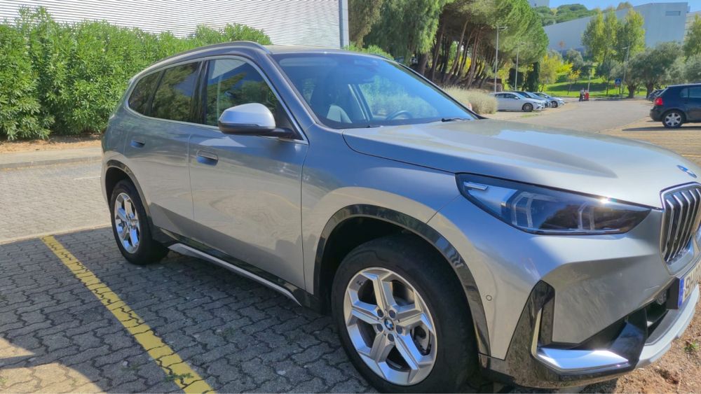 BMW X1 sDrive 20i — Teto Panorâmico e Car play