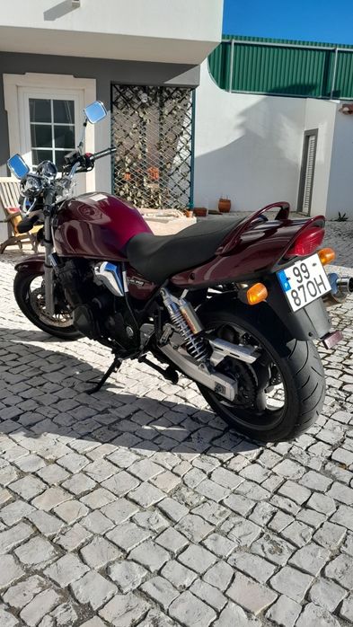 Vendo gsx 750 em muito bom estado