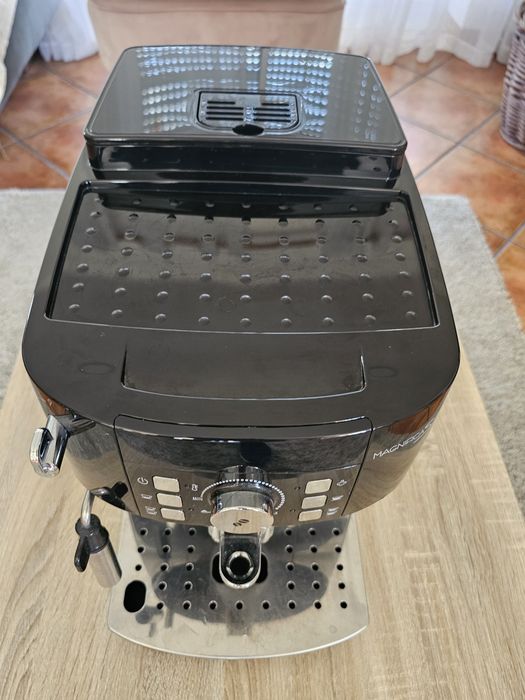 Maquina café delongui