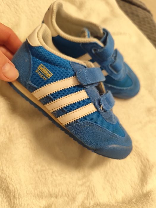 Adidaski rozmiar 26