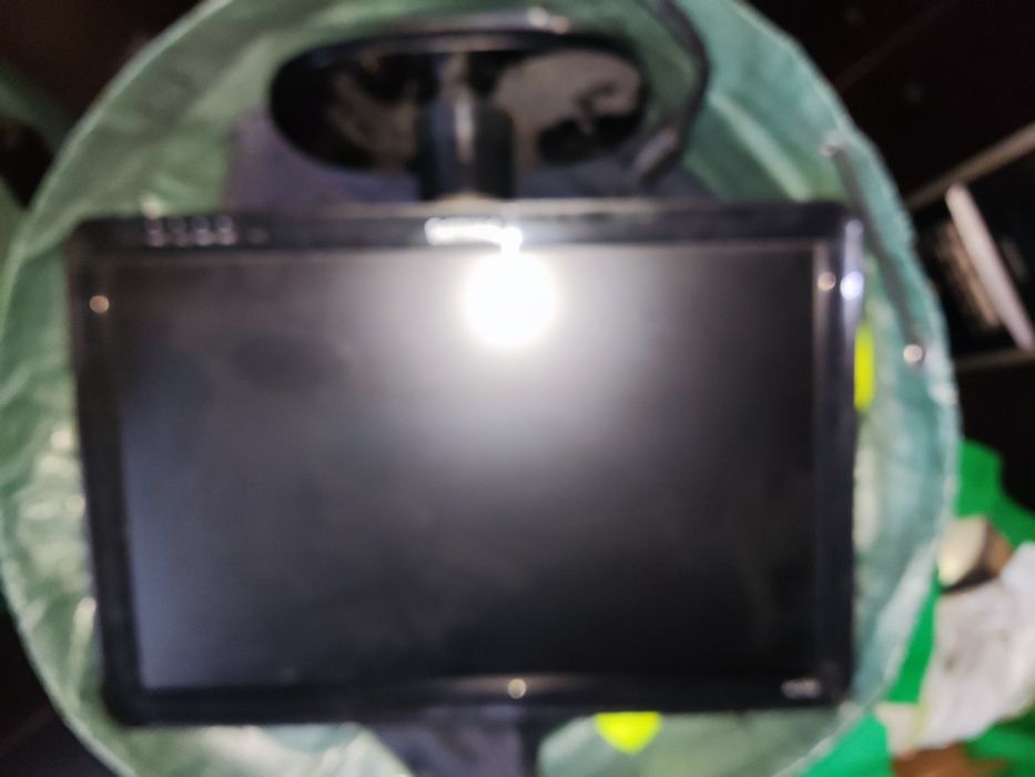 monitor panoramiczny LCD marki Philips 19.1 cali