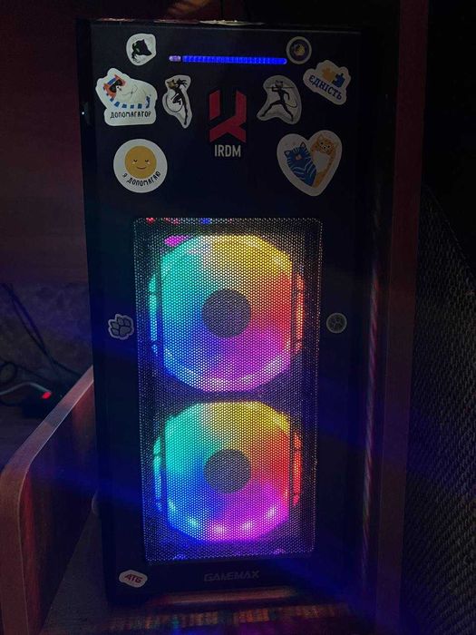 Продам ігровий комп'ютер Ryzen 7 2700/16GB DDR4/RX580 8GB/B450m