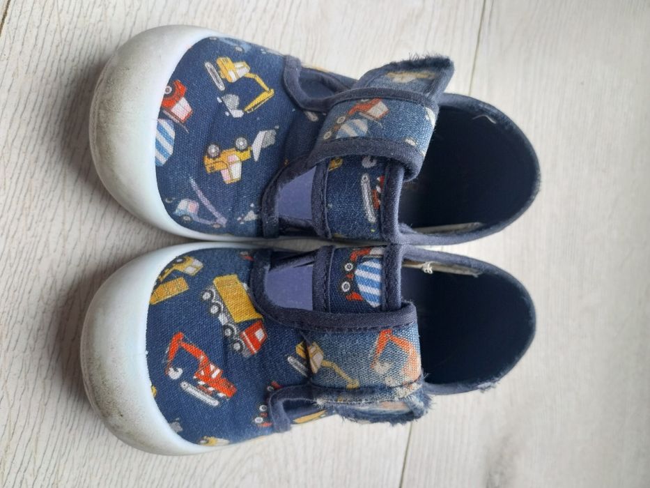 Trampki/ buty chłopięce