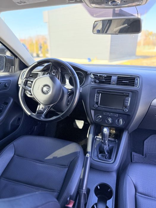 Продажа авто volkswagen jetta