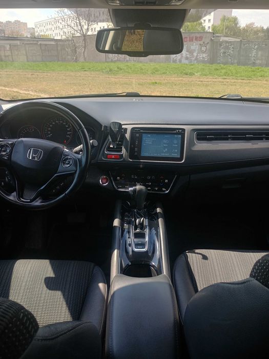 Honda HR-V Executive 1.5 V-TEC 130KM