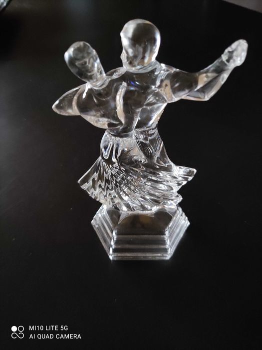 Peça de cristal bailarinos