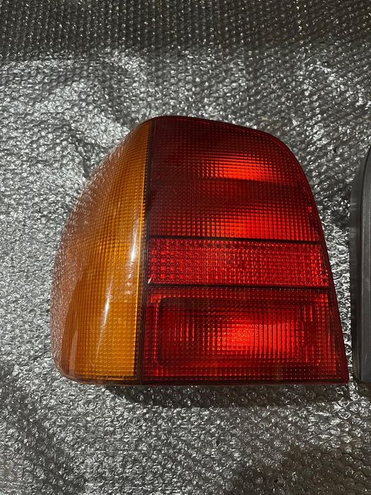 Ref 66 Faróis Volkswagen Golf Mk3 farolins vw polo