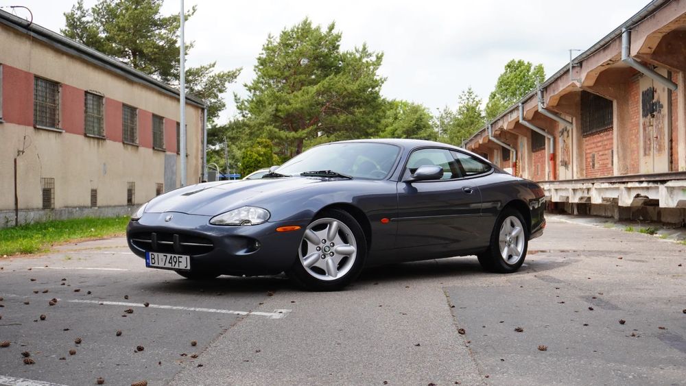 Jaguar XK8 1997 Jaguar XK8 Coupé [SAJJGAED4AR011773]