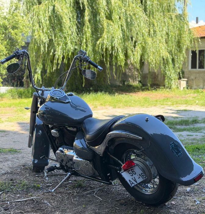 Suzuki VL800 Intruder-2005