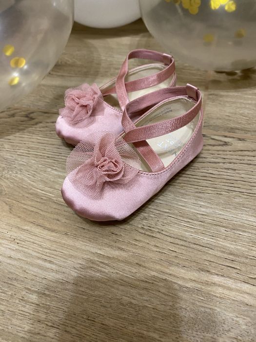 Туфельки для маленької принцеси