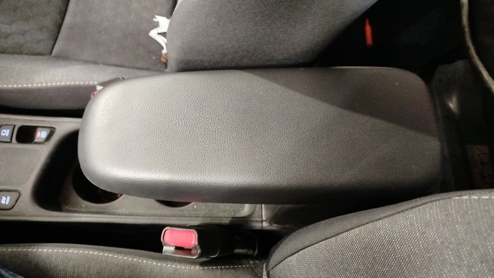Apoio de braço TOYOTA Yaris (_P21_, _PA1_, _PH1_)