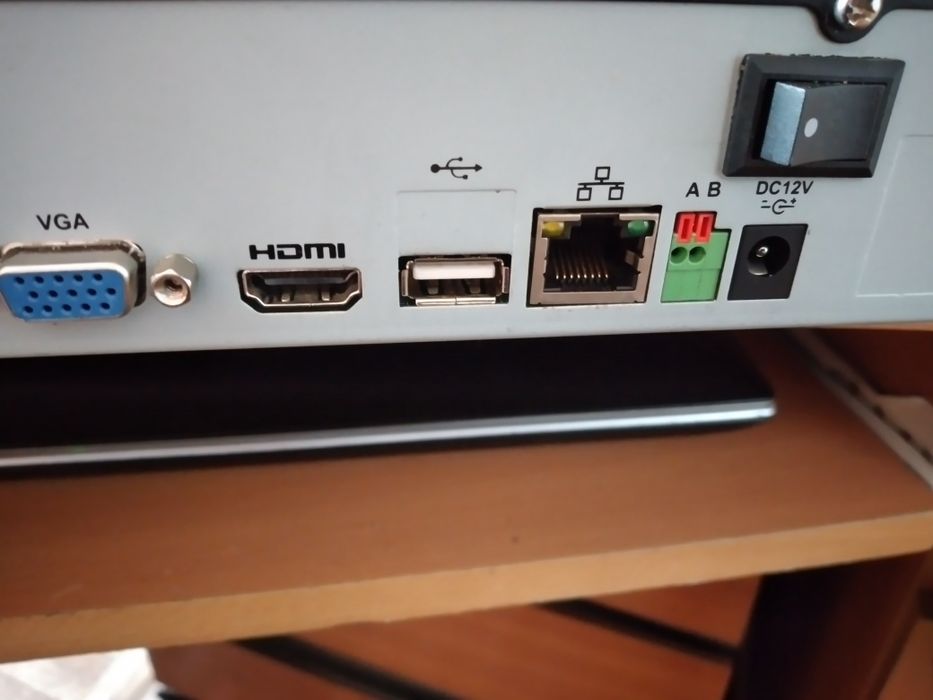 Відеорегистратор AVG3108H