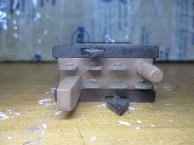 Botão / interruptor aquecimento de bancos AUDI 80 (89, 89Q, 8A, B3)