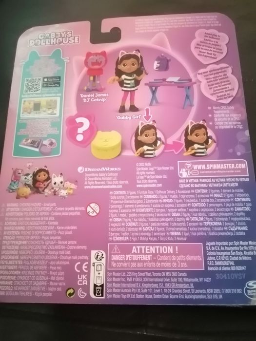 Gabby's dollhouse (gabby gato)