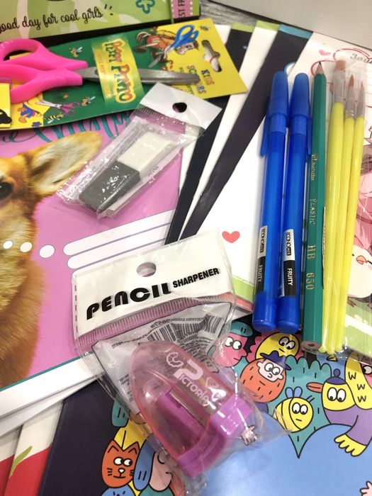 Рюкзак 1 вересня з усім необхідним для початкової школи