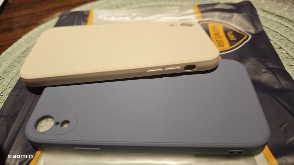 2x case granat & kremowy do telefonu random. np iphoneXR