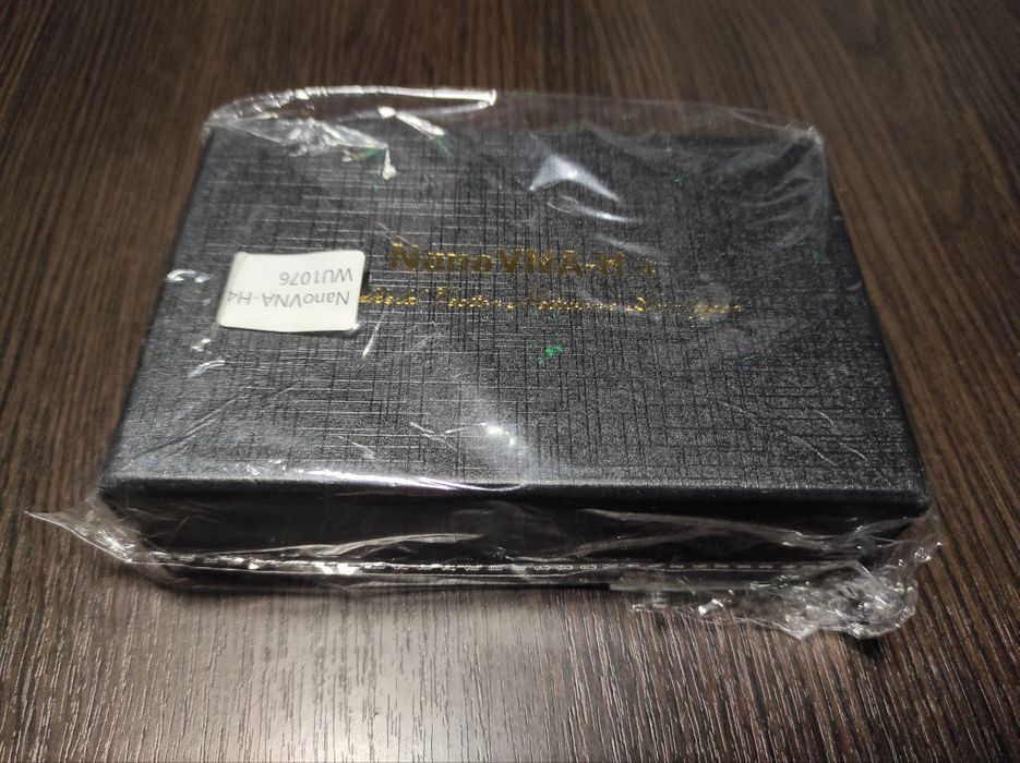 Портативный векторный анализатор спектра,аналізатор спектру NanoVNA-H4