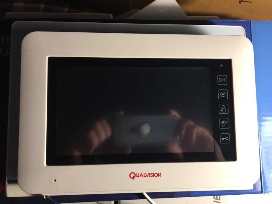 Домофон-видеодомофон Commax Qualivision.Возможна уст-ка