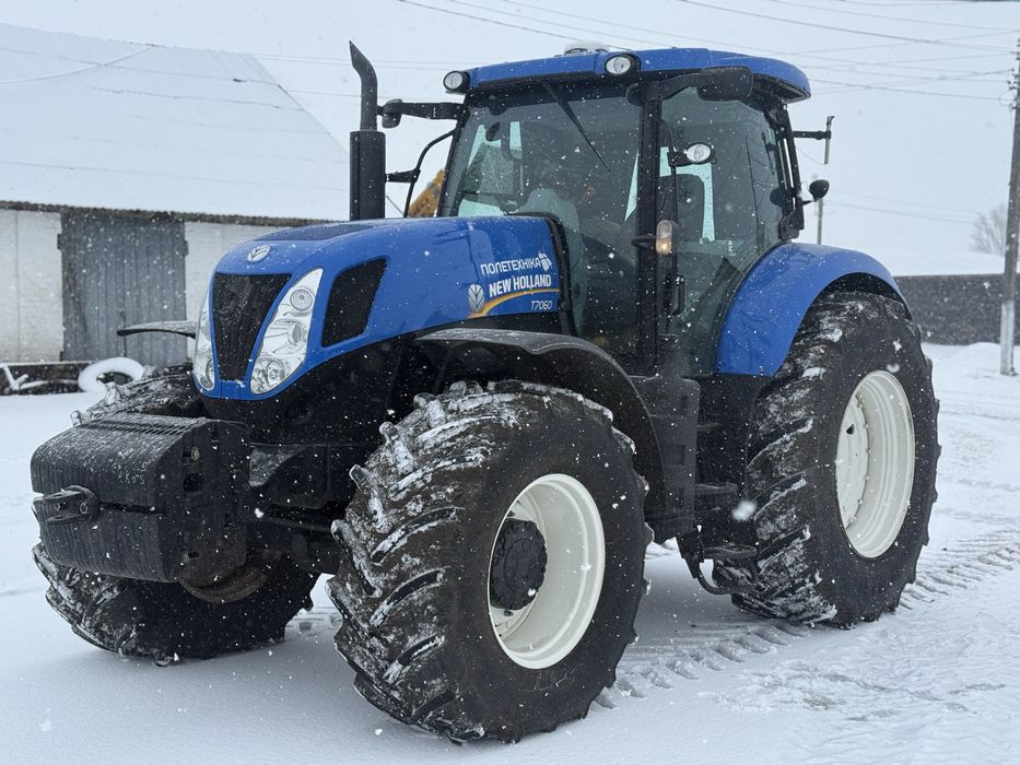 Продам New Holland 7060